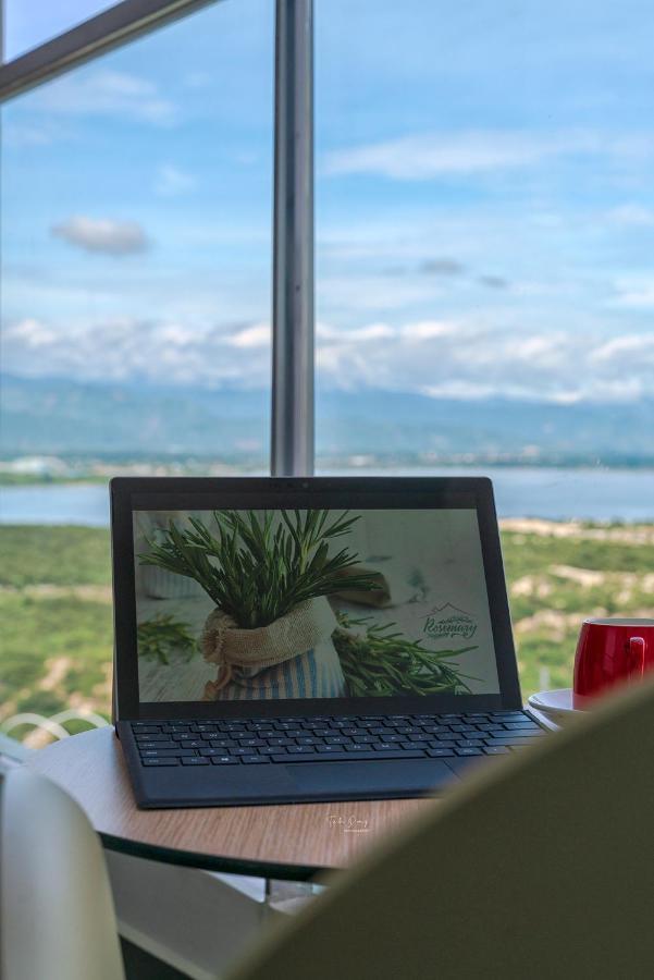 Rosemary Home At Bai Dai Beach Nha Trang - Seaview Condo Near Int'T Cam Ranh Airport Bagian luar foto
