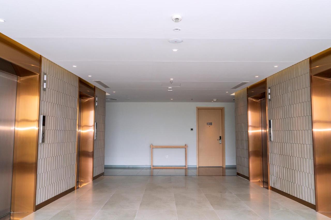 Rosemary Home At Bai Dai Beach Nha Trang - Seaview Condo Near Int'T Cam Ranh Airport Bagian luar foto